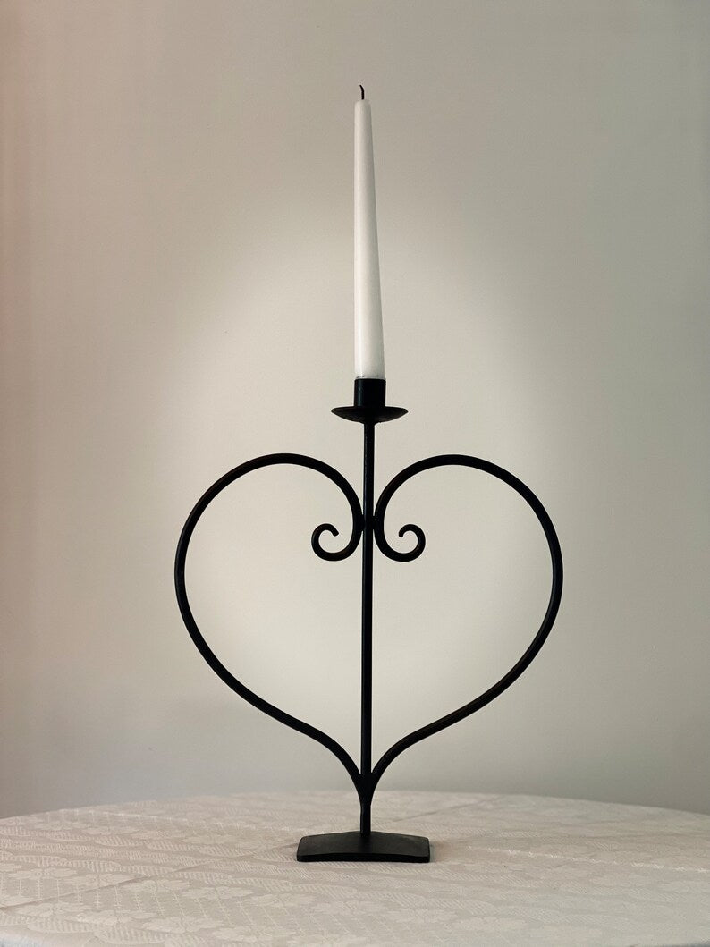 Creative Heart  Shaped Iron candle stand